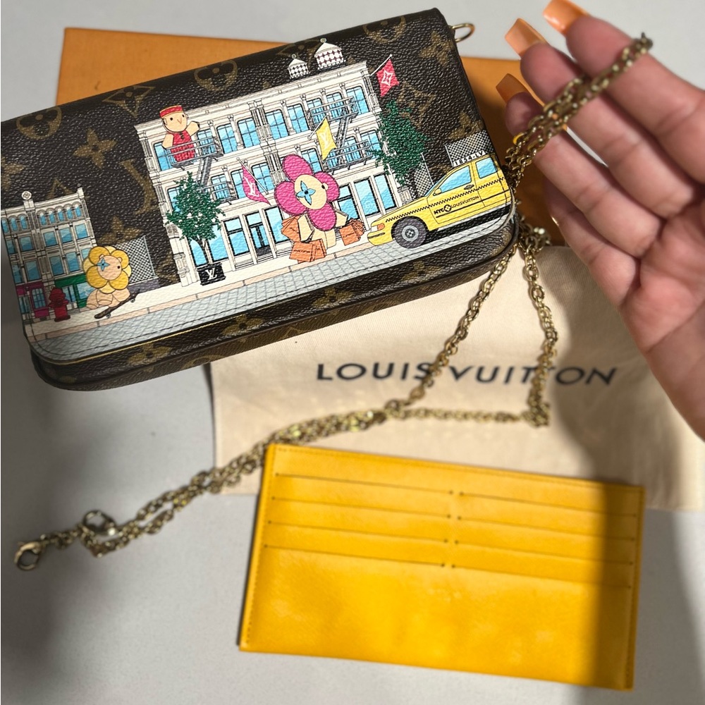 Authentic Louis Vuitton Purse